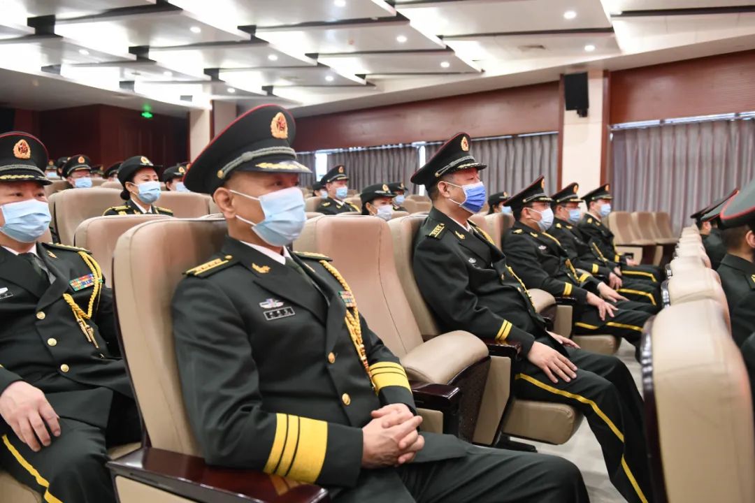 联勤保障部队第九八〇医院2022年举行文职干部改任军官仪式(3)
